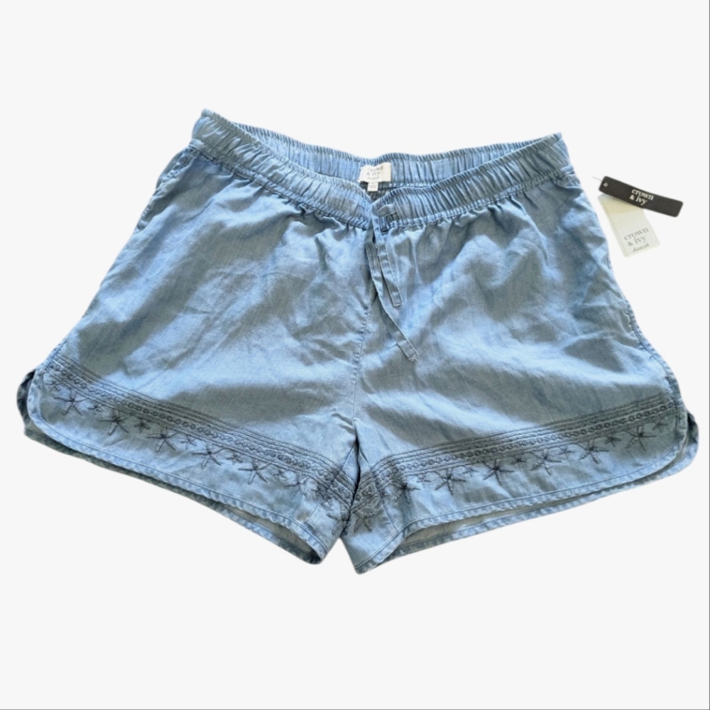 Crown Ivy Shorts‎ Size Medium Blue Chambray Pull On Shorts Pockets Embroidered